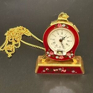 Vintage SHEFFIELD Swiss Made Goldtone Floral Enameled Grandmothers Pendant Watch